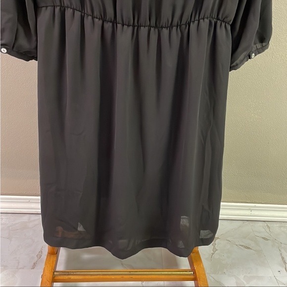 Women Black Dress size M with front pockets & long sleeeve - Picture 5 of 9